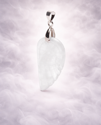 Mäekristallist ripats "Inglitiib".