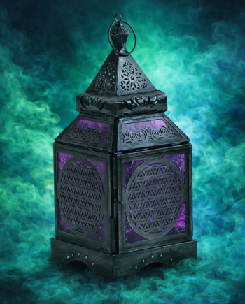 Küünlalatern Elulillega.